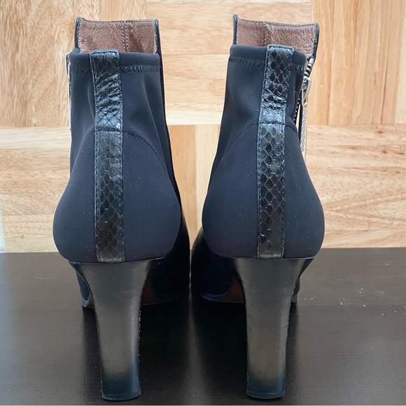 DONALD J PLINER “Volt2” Black Snakeskin Leather Ankle Boots Chunky Heels Size 9 - Picture 5 of 15